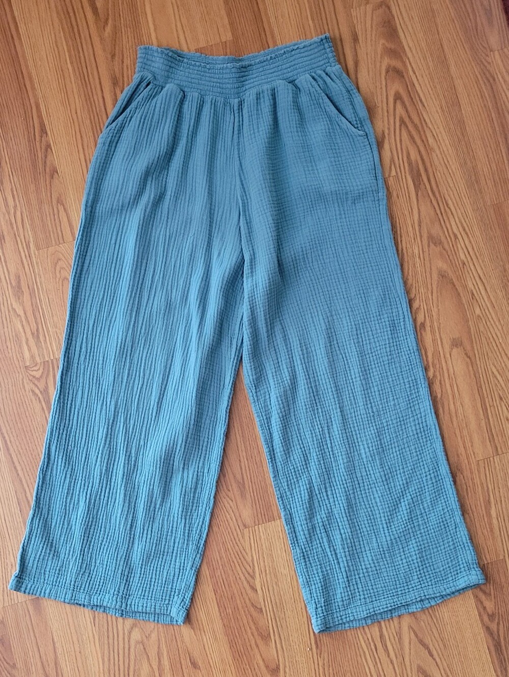 2 Pairs of Wide Leg Gauze Pants - Dusty Teal and Black.